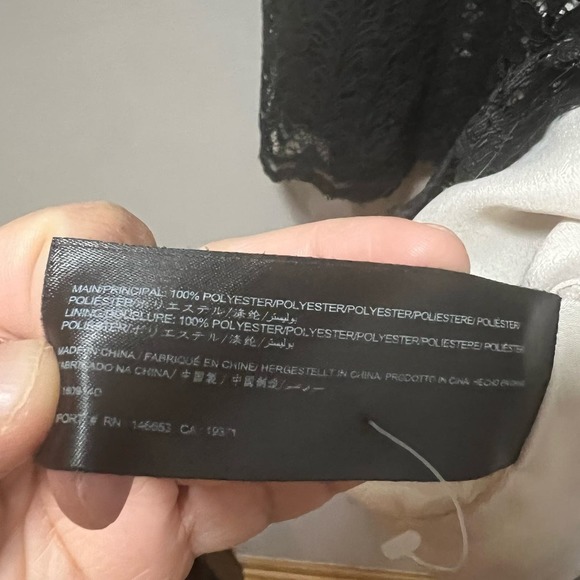 Keepsake‎ Uptown Black Lace Dress size Medium - Picture 8 of 8